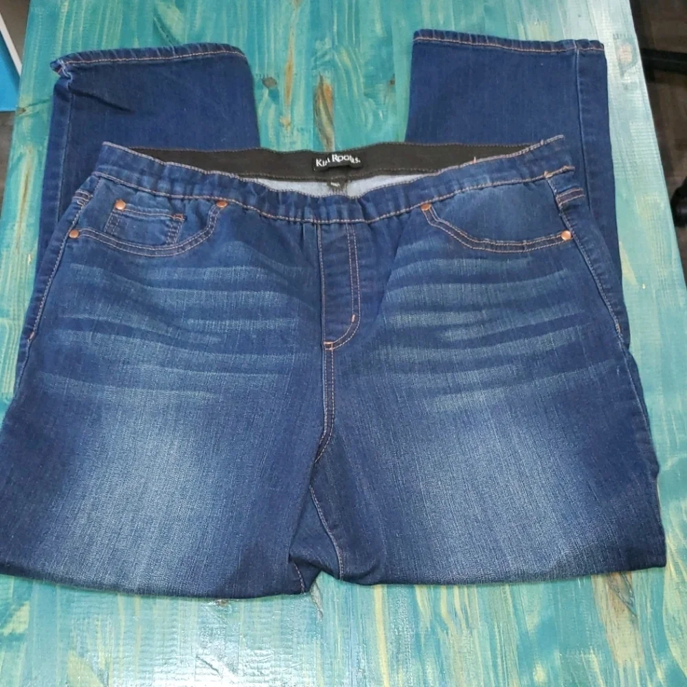 Kim Rogers 16 Short Jeans with Stretchy Waist - Picture 1 of 8